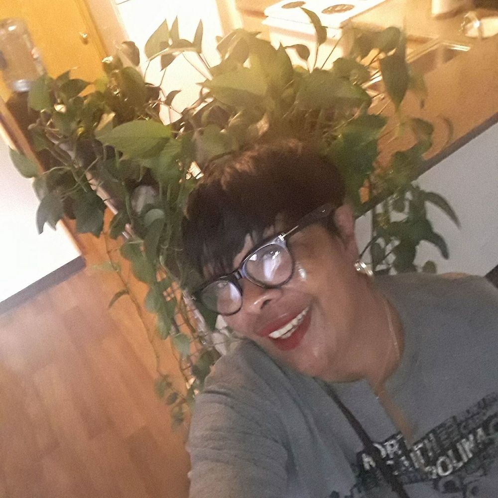 Meet your Posher, Shiela